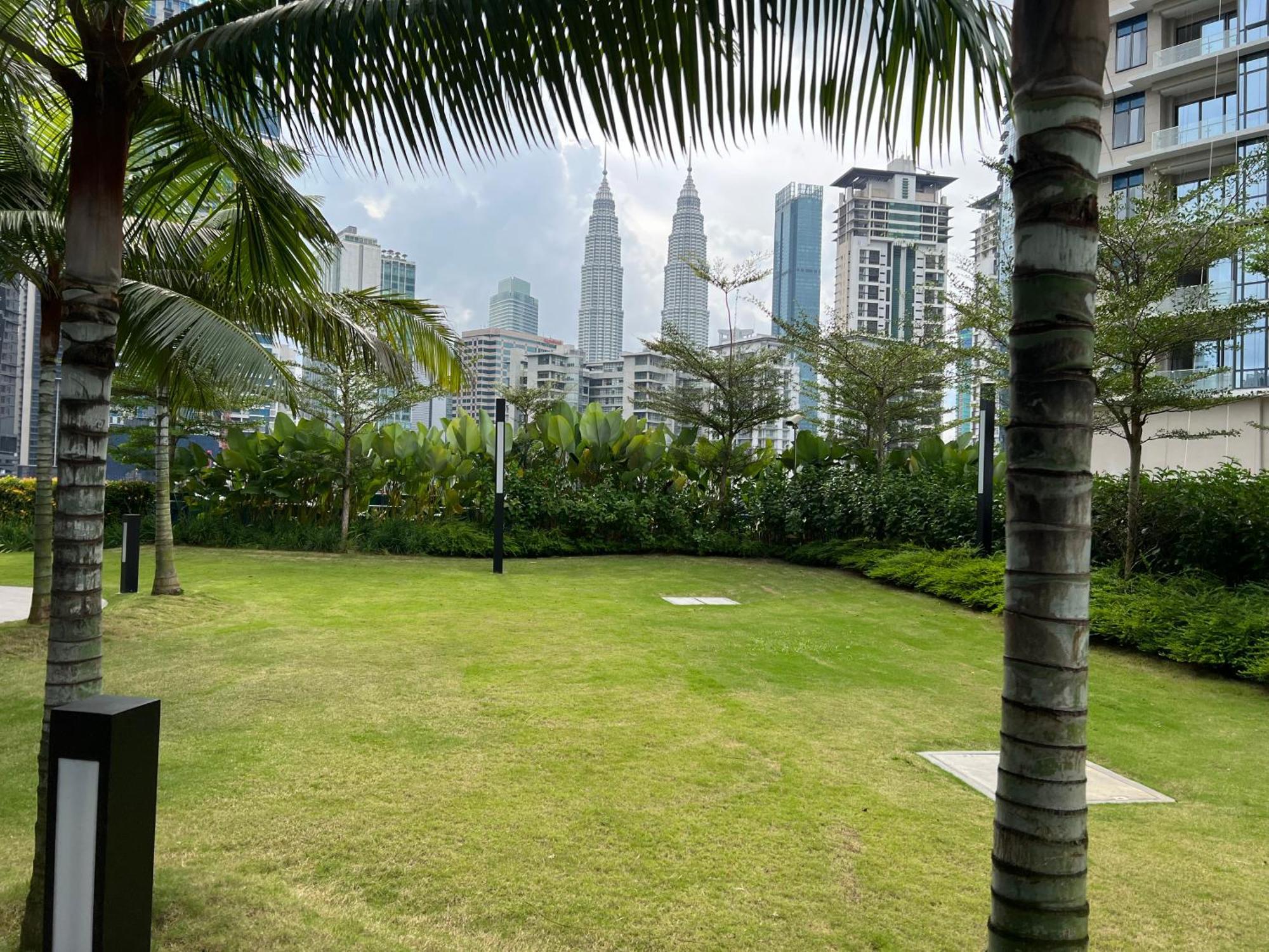 Eaton Residence Suites Klcc كوالالمبور المظهر الخارجي الصورة